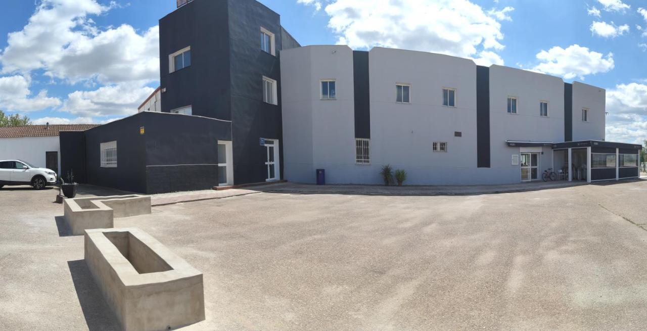 Hotel Oriana Badajós Exterior foto